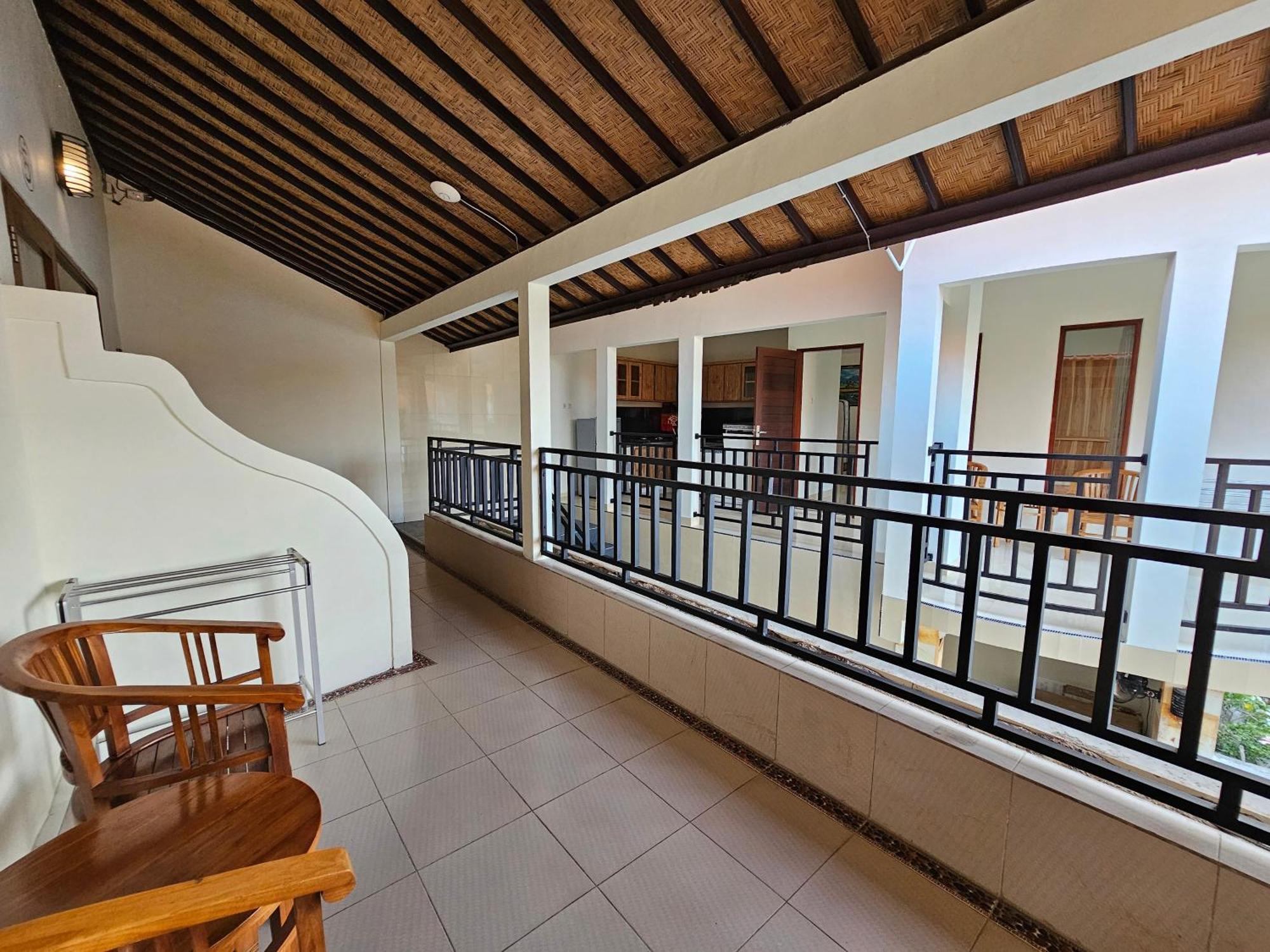Tegalsari Guest House Canggu Buitenkant foto