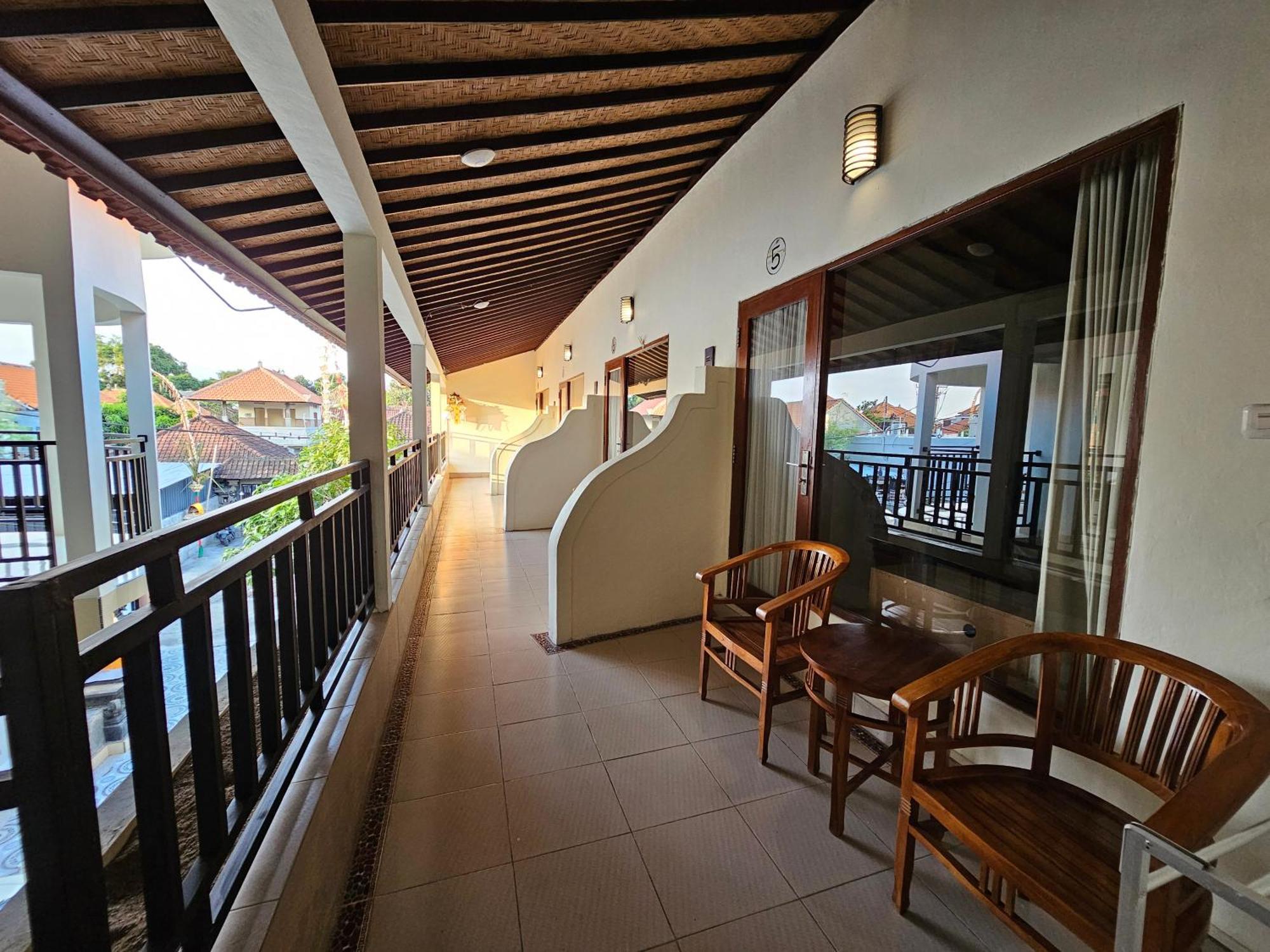 Tegalsari Guest House Canggu Buitenkant foto